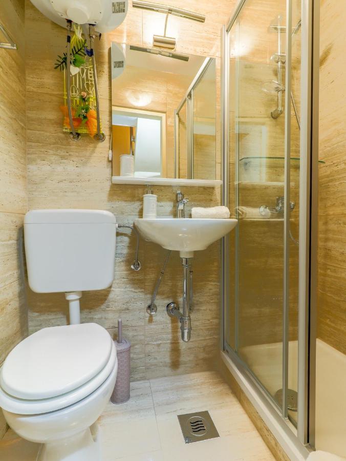 City Center 3 Bedroom Apartment Vrsar Eksteriør billede
